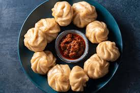 Strem Momos