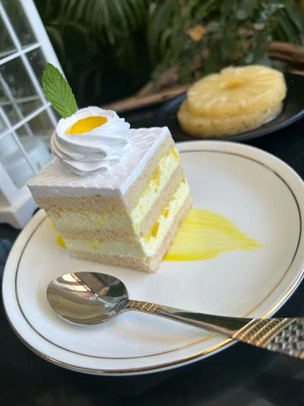 PINEAPPLE PASTRY